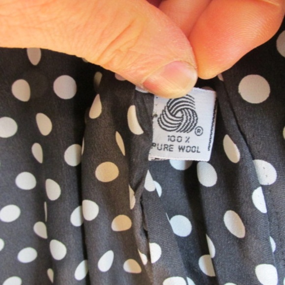 Christian Dior Vintage Black Tailored Jacket, Size 2 - Picture 4 of 7